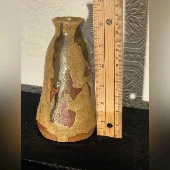 Tan brown ceramic flower bud vase 70s signed by artist pottery - Picture 11 of 11